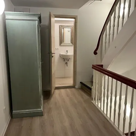 Fuer Personal Im Hotelgewerbe, Monteure, Auszubildende Und Arbeiter Rothenburg ob der Tauber